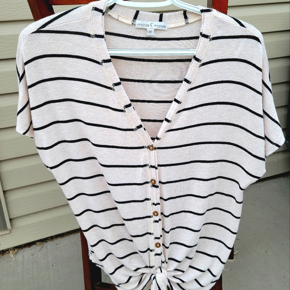 Moa Moa Front Knot Top Off White Navy Stripe Short-Sleeve Loose Fit XS